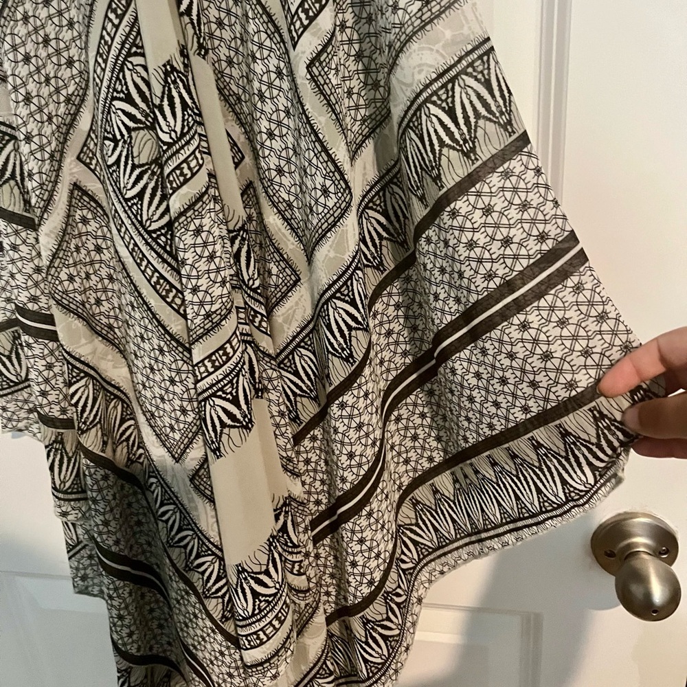 EUC Paradise Sleeveless Printed Caftan (OS) - Picture 3 of 3